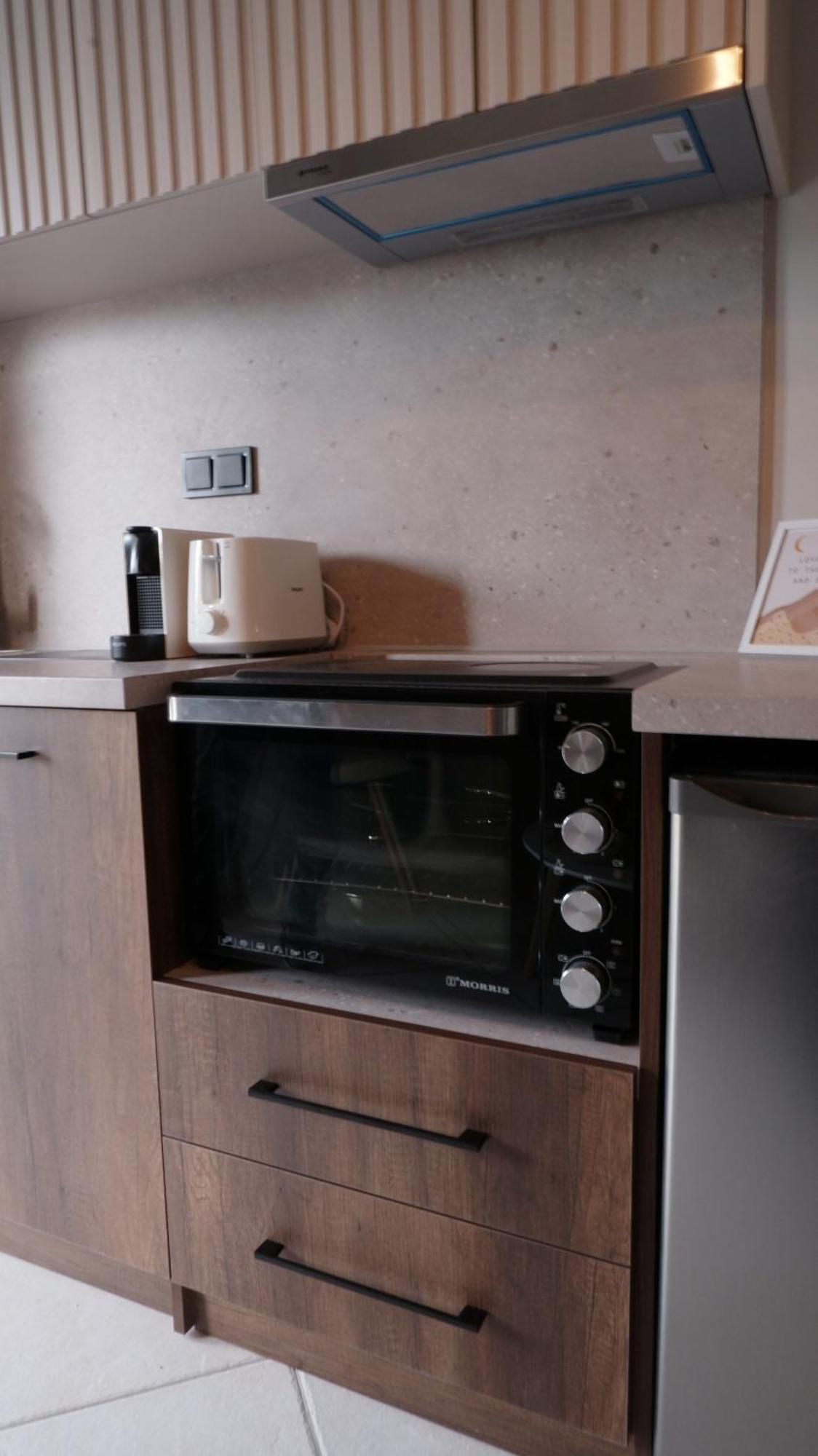 Less Is More Apartment Preveza Ngoại thất bức ảnh